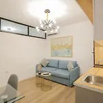 Miku Apartment-Adorable Apartment At Wilson Squear