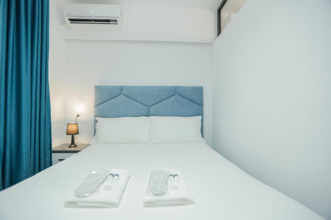 Miku Apartment-adorable At Wilson Squear * Tirana